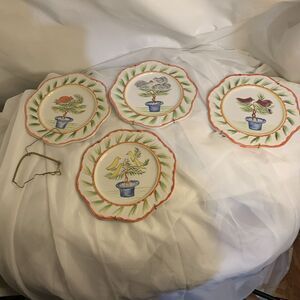 MARIPOSA Christmas salad Dessert Plates Set of‎ 4 Signed 2000 D: 8" Italy